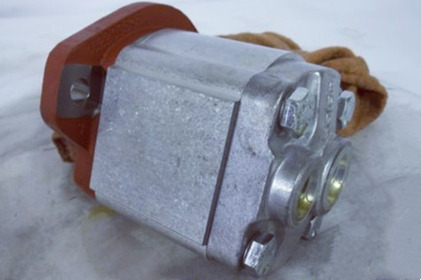 2PE26D-P28P1齿轮泵