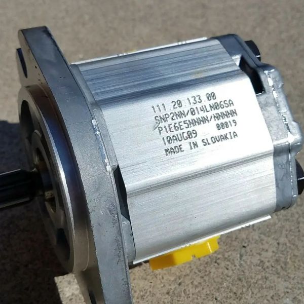 SNP2NN丹佛斯齿轮泵