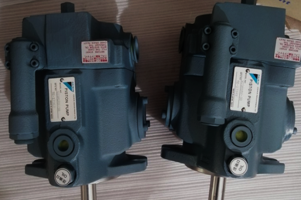 大金柱塞泵V50A2RX-20的压力调节方法，日本DAIKIN液压