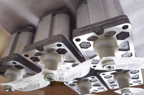 迪普马GP1齿轮泵安装尺寸详解? 意大利DUPLOMATIC内齿轮泵