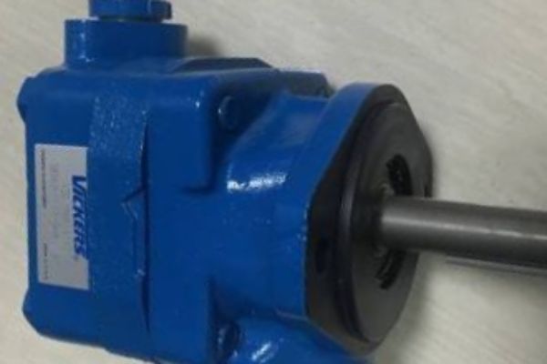 伊顿威格士液压叶片泵V10-1P7P-38C20L使用说明书