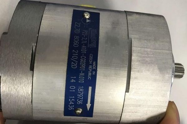 油力顿P23-2,1L-A1D1-CG02P01-N齿轮油泵,油力顿齿轮泵完美替代Jihostroj